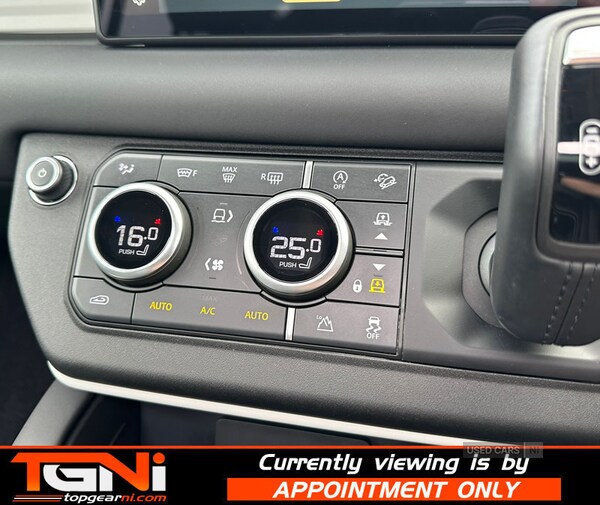 Used Land Rover Defender 2024 for sale - 76123255: Photo 11
