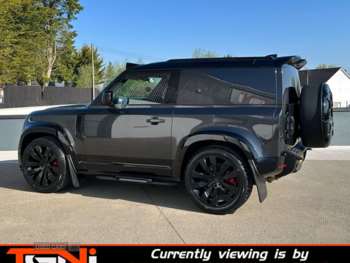 Used Land Rover Defender 2024 for sale - 74979159: Photo