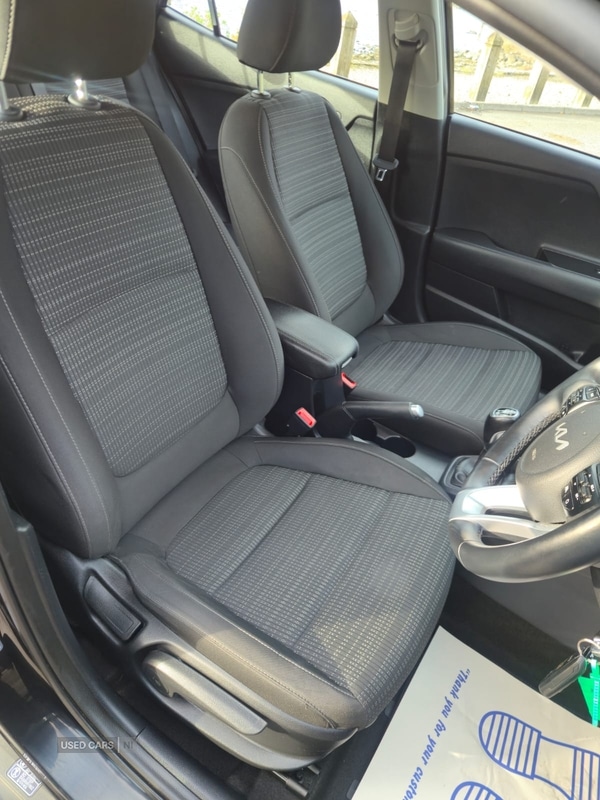 Used Kia Stonic 2022 for sale - 76372149: Photo 6