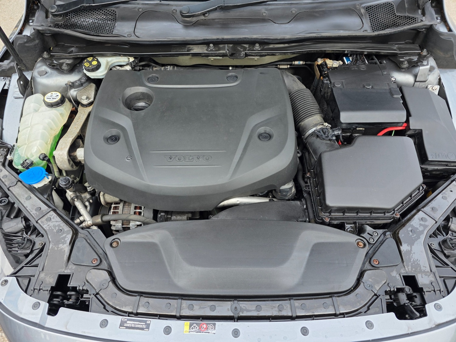 Used Volvo V40 2015 for sale - 77385553: Photo 17