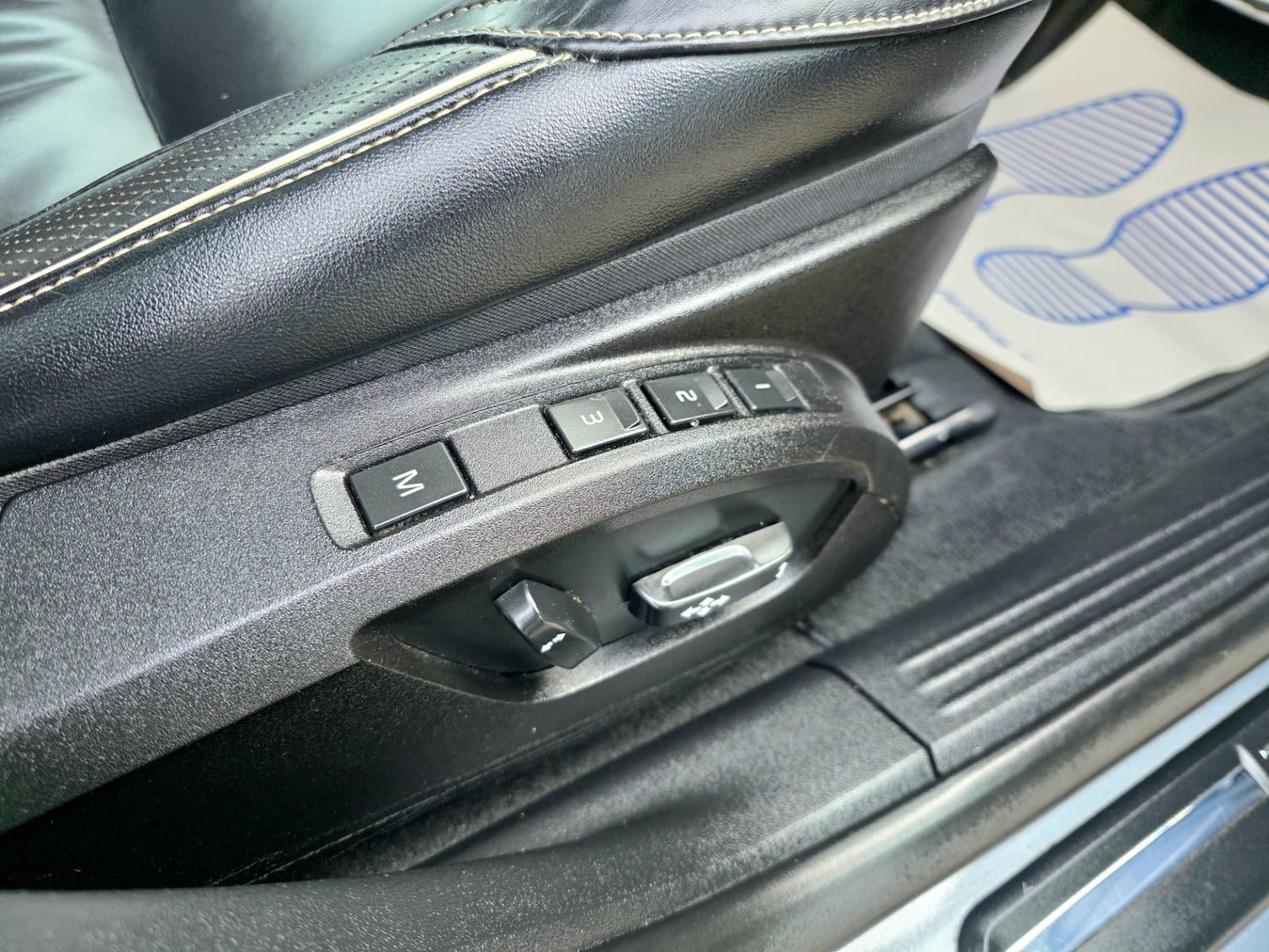 Used Volvo V40 2015 for sale - 77385553: Photo 21