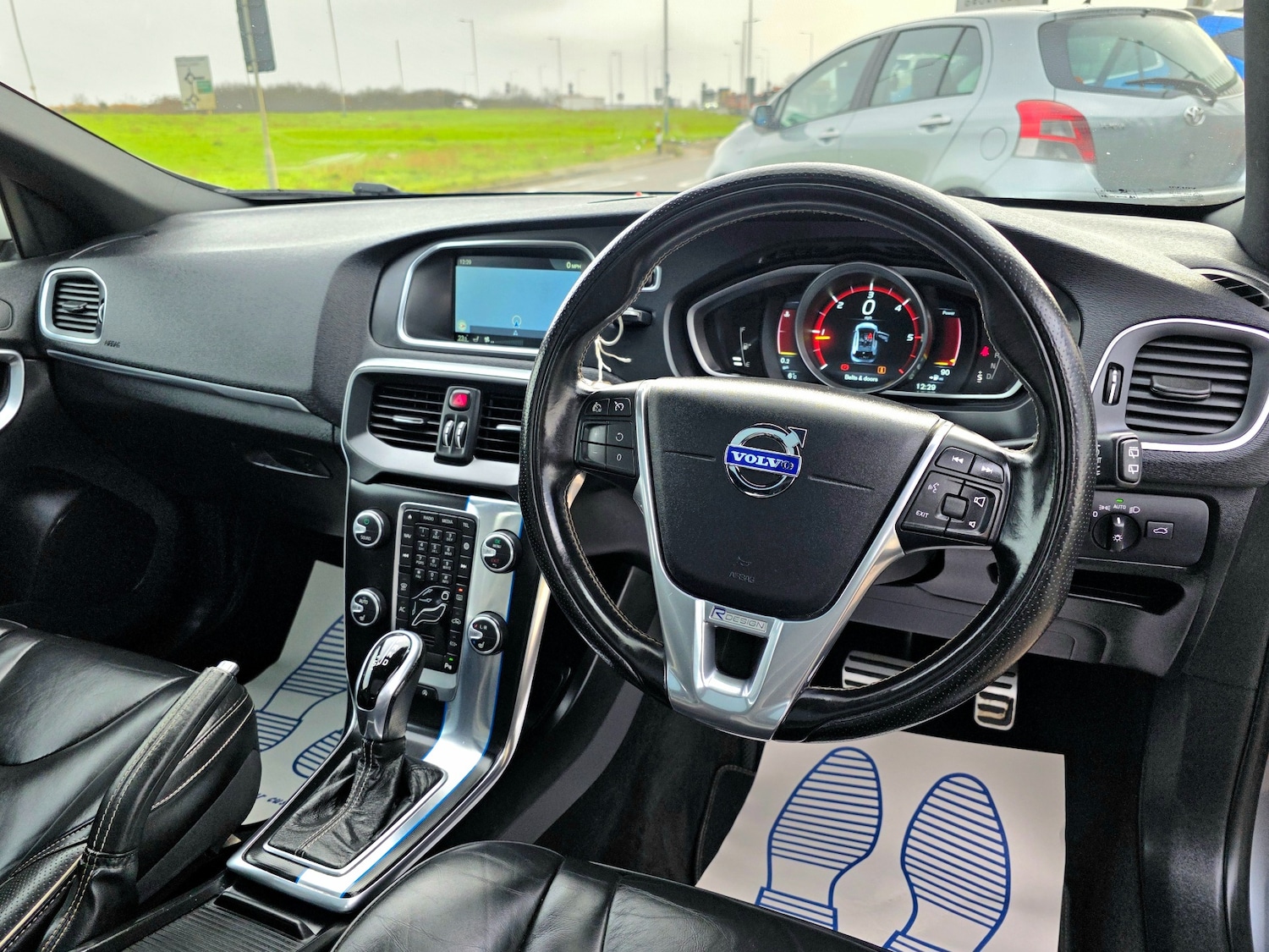 Used Volvo V40 2015 for sale - 77385553: Photo 24