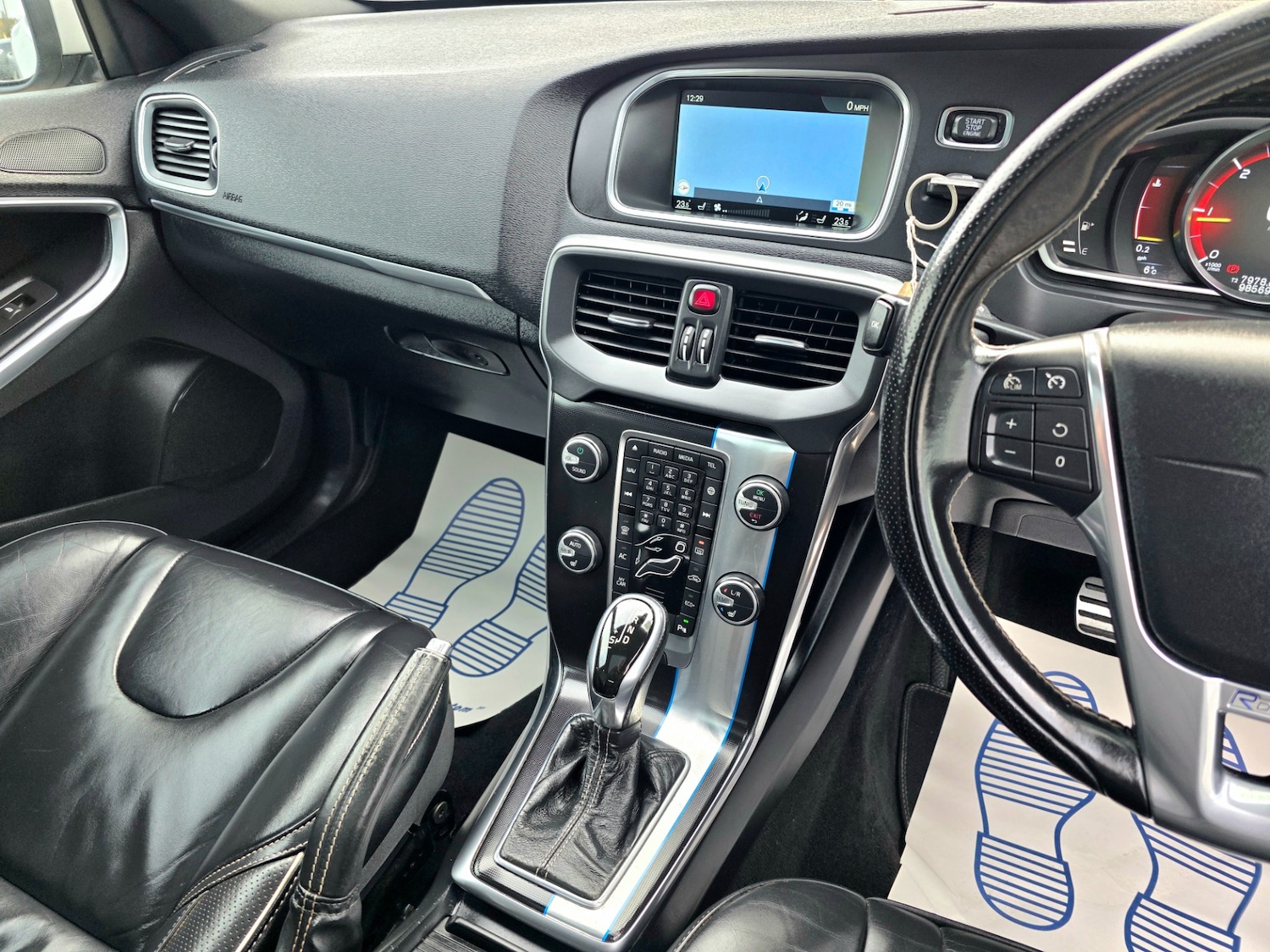 Used Volvo V40 2015 for sale - 77385553: Photo 28