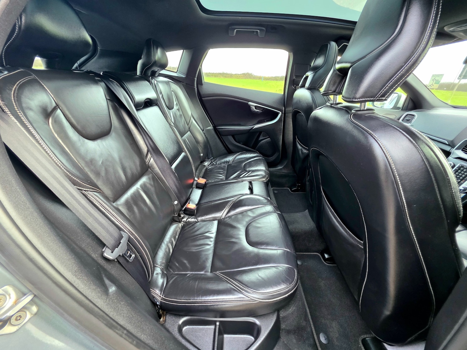 Used Volvo V40 2015 for sale - 77385553: Photo 36