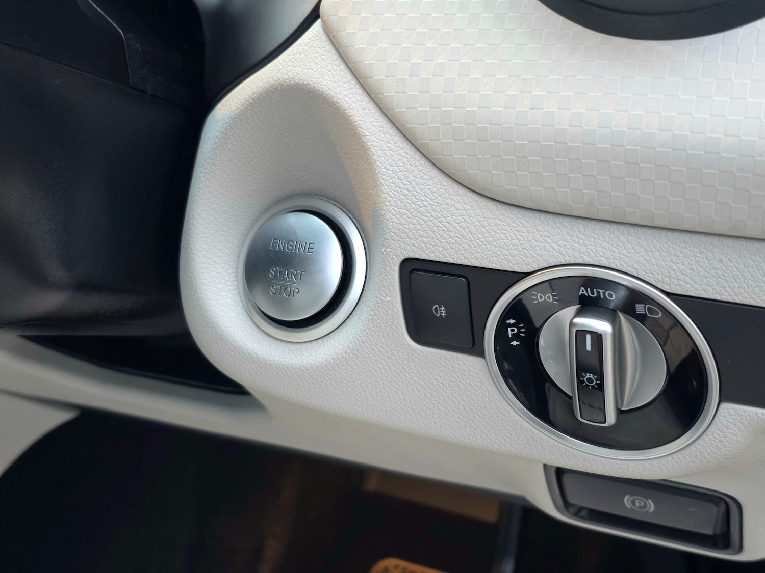 Used Mercedes-Benz A-Class 2017 for sale - 77768159: Photo 27