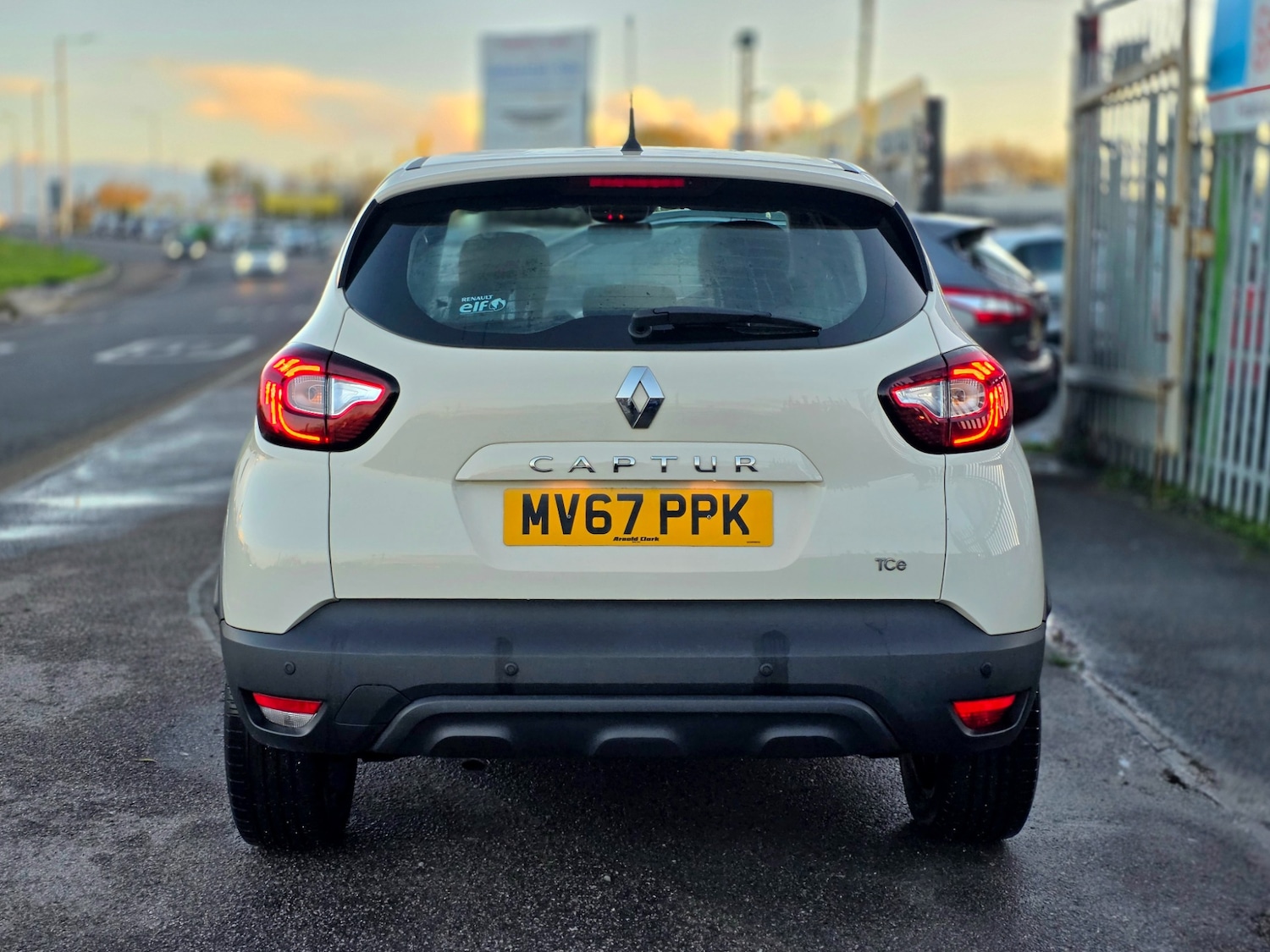 Used Renault Captur 2017 for sale - 76829493: Photo 14