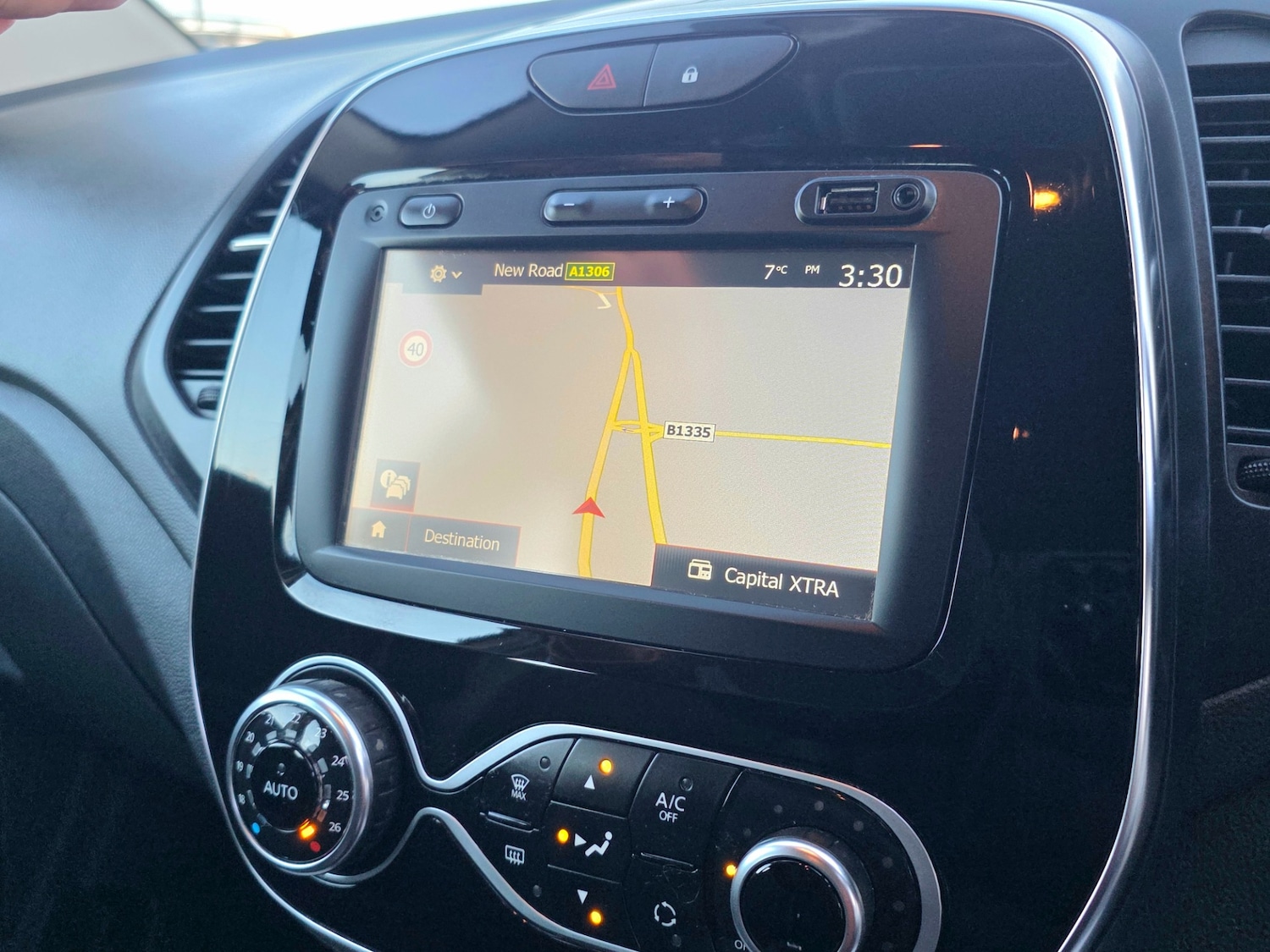 Used Renault Captur 2017 for sale - 76829493: Photo 31