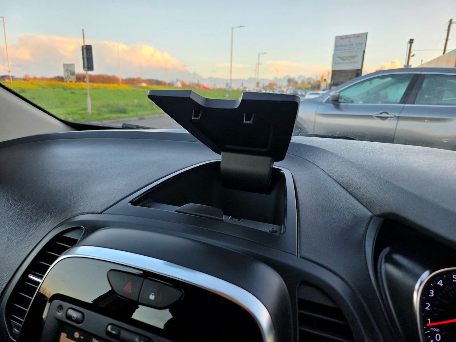 Used Renault Captur 2017 for sale - 76829493: Photo 33