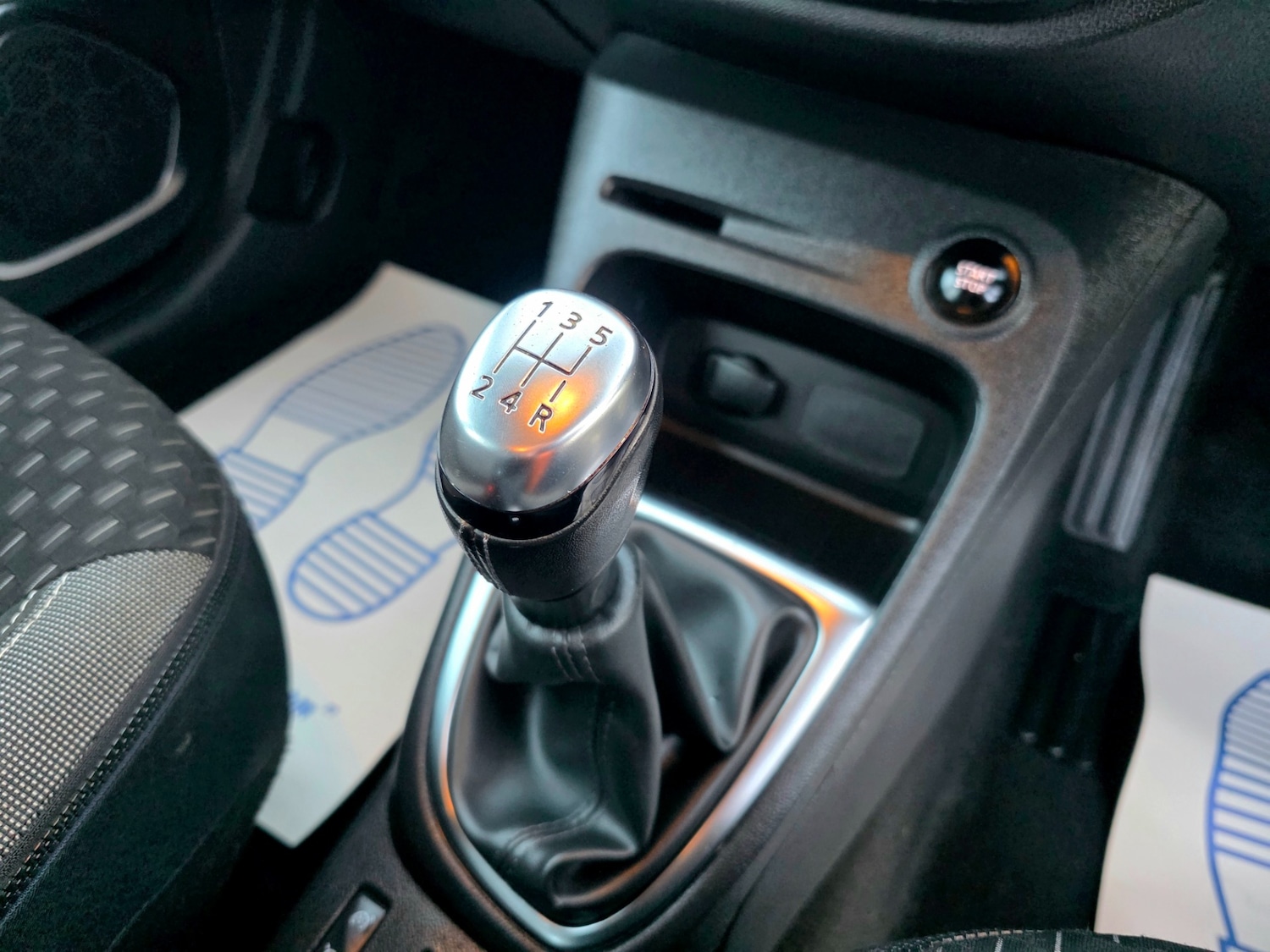 Used Renault Captur 2017 for sale - 76829493: Photo 35