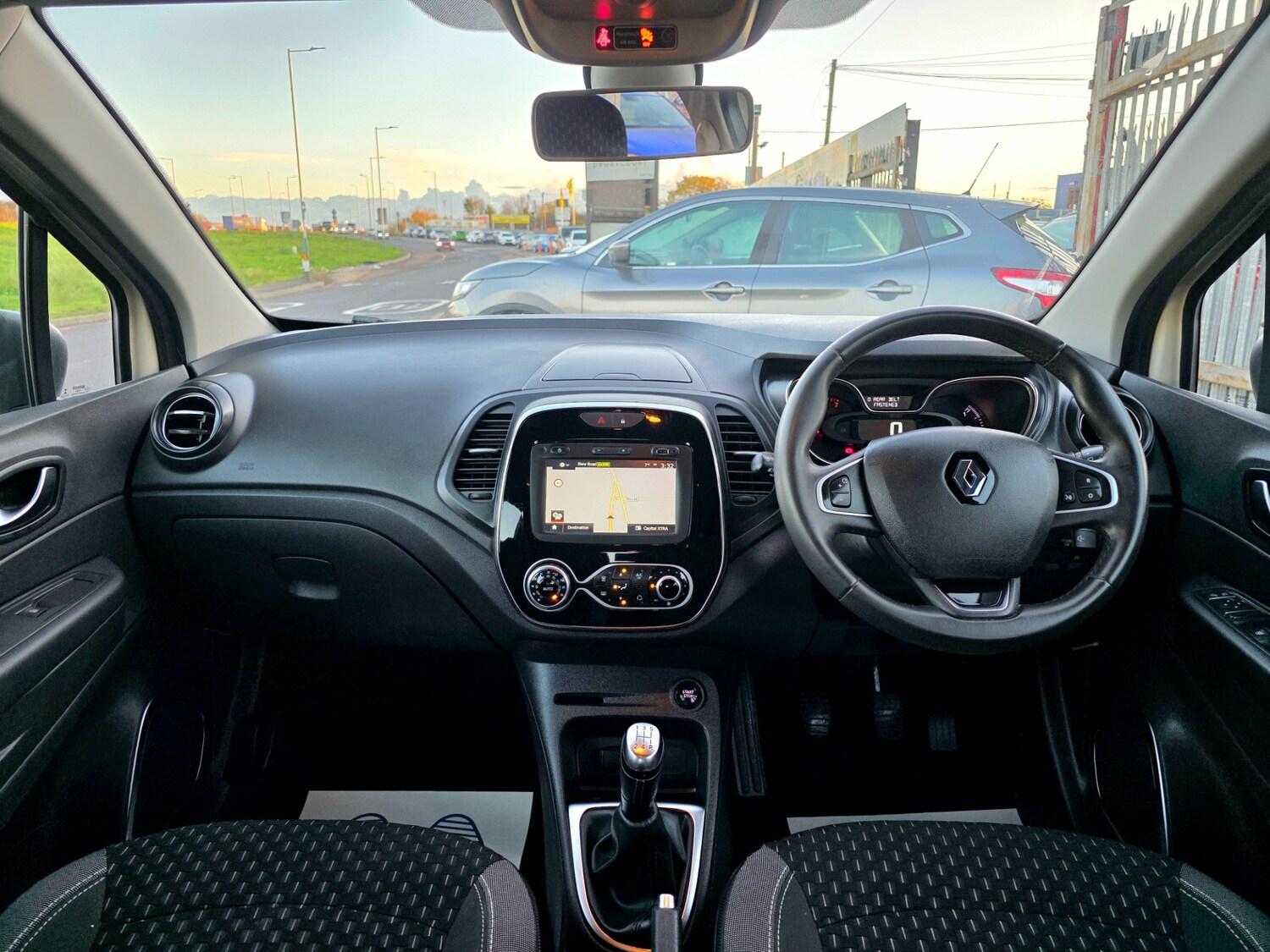 Used Renault Captur 2017 for sale - 76829493: Photo 40