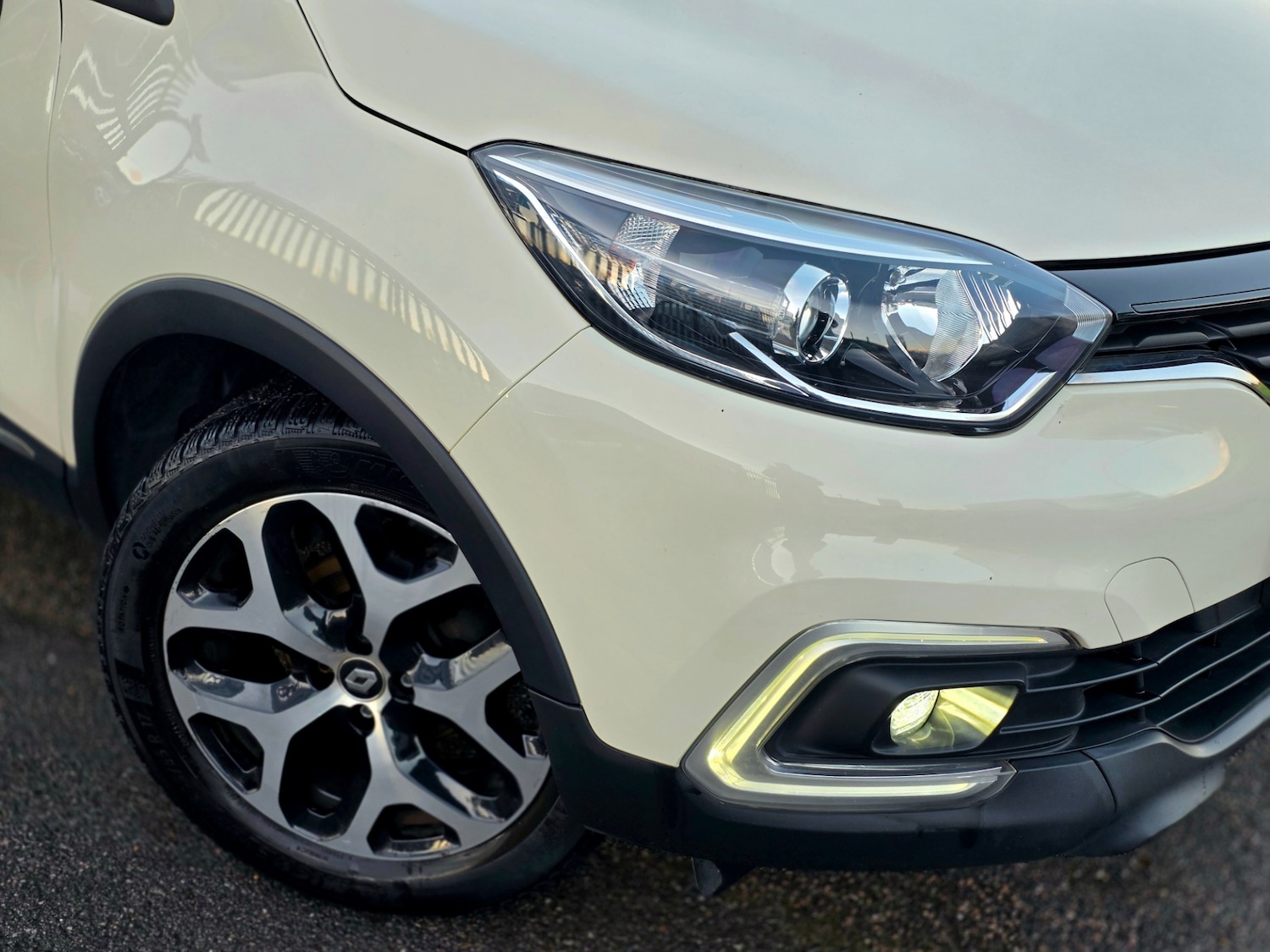 Used Renault Captur 2017 for sale - 76829493: Photo 9