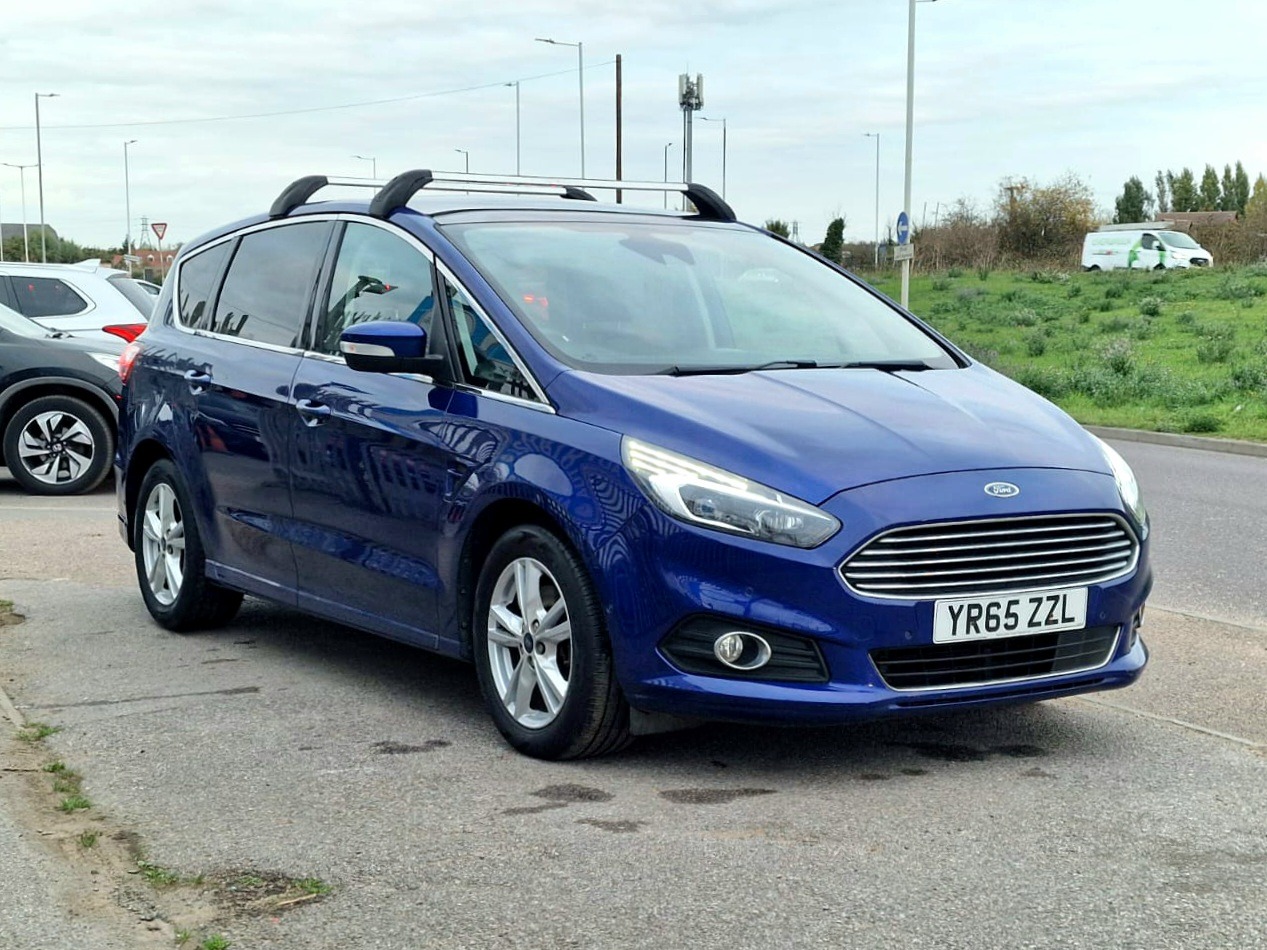 Used Ford S-Max 2015 for sale - 76353735: Photo 4