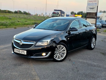 Used Vauxhall Insignia 2016 for sale - 79017140: Photo