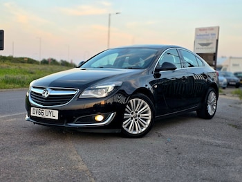 Used Vauxhall Insignia 2016 for sale - 79017140: Photo