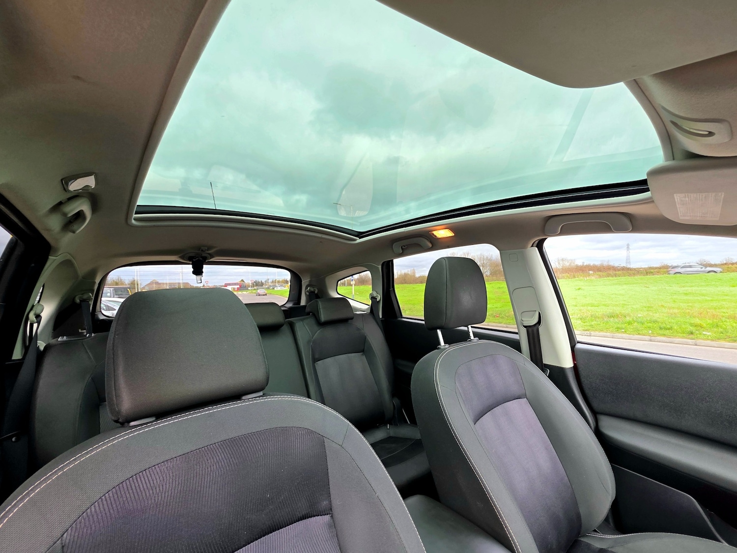 Used Nissan Qashqai+2 2012 for sale - 77685619: Photo 17