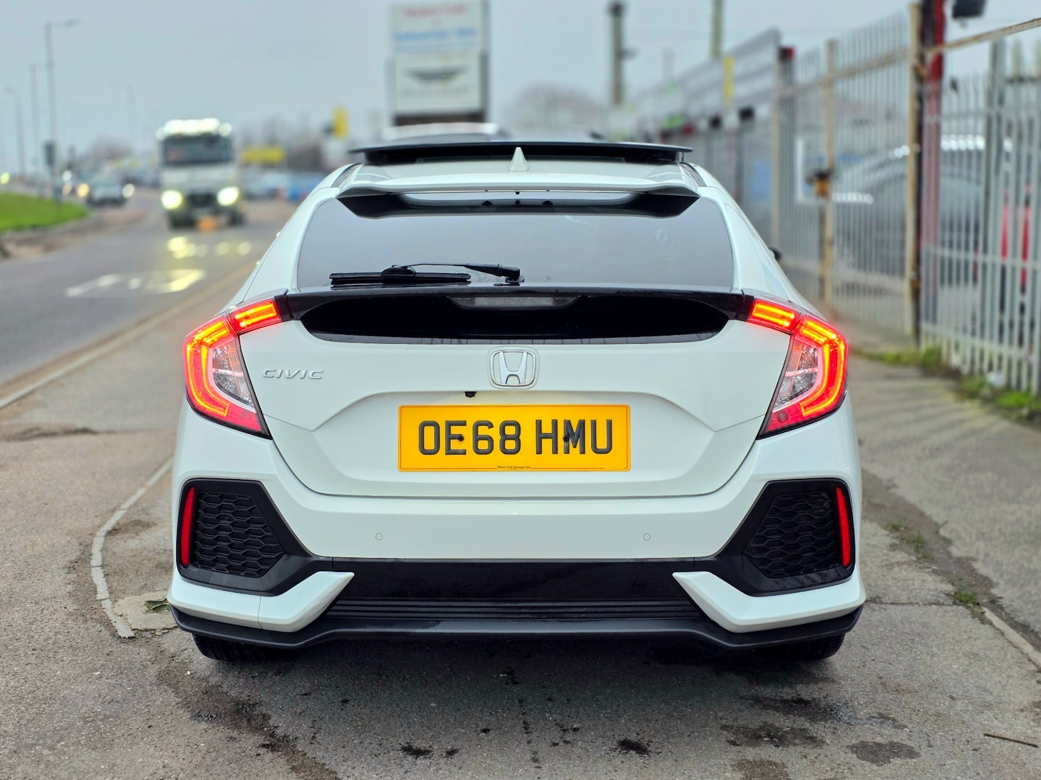 Used Honda Civic 2018 for sale - 77400104: Photo 13