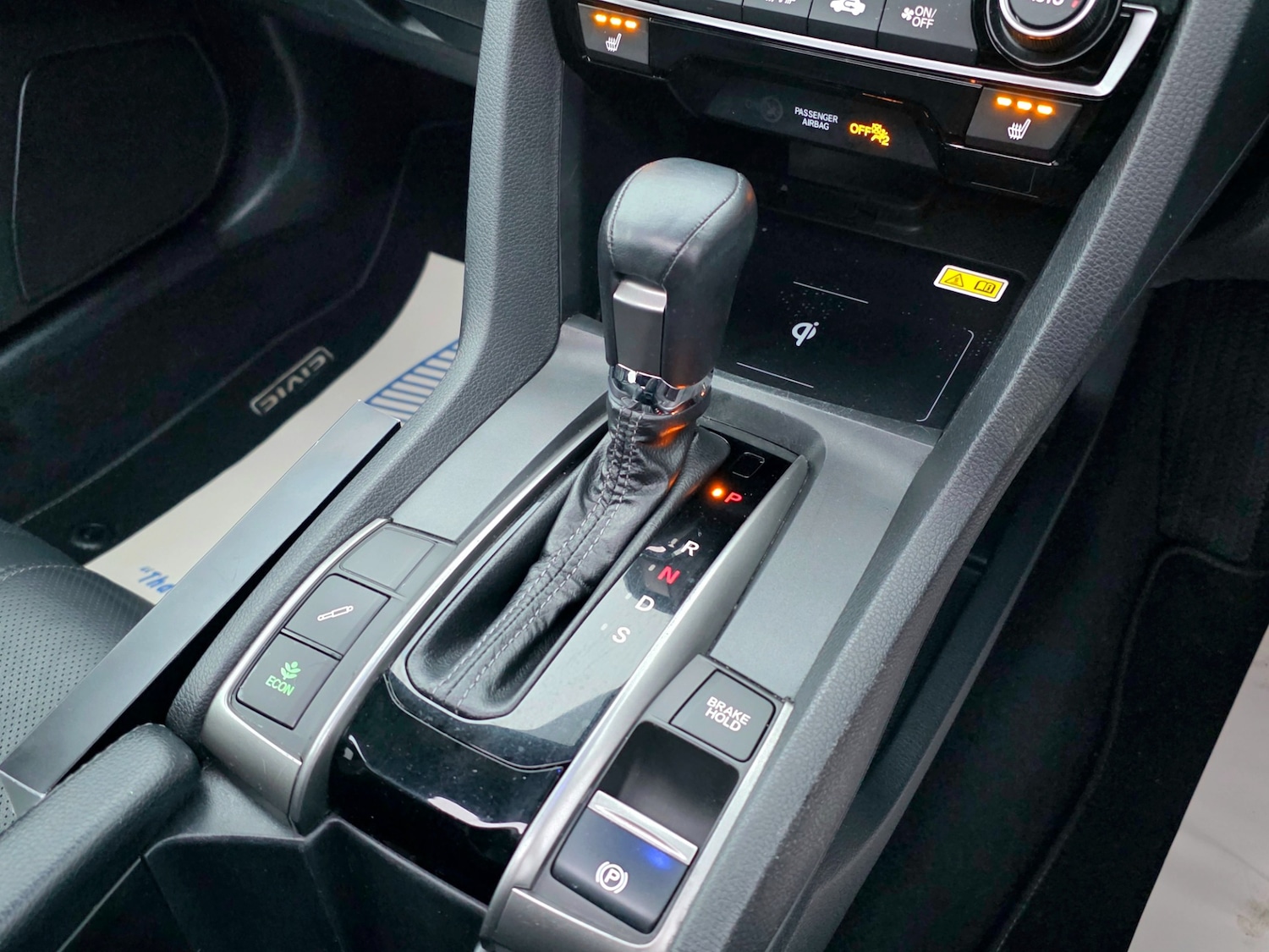 Used Honda Civic 2018 for sale - 77400104: Photo 28