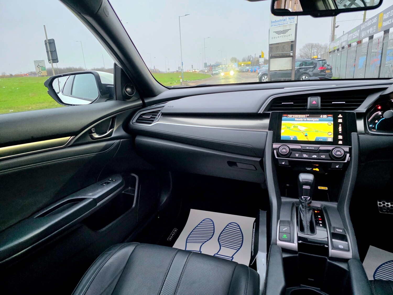 Used Honda Civic 2018 for sale - 77400104: Photo 36