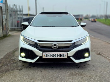 Used Honda Civic 2018 for sale - 77400104: Photo