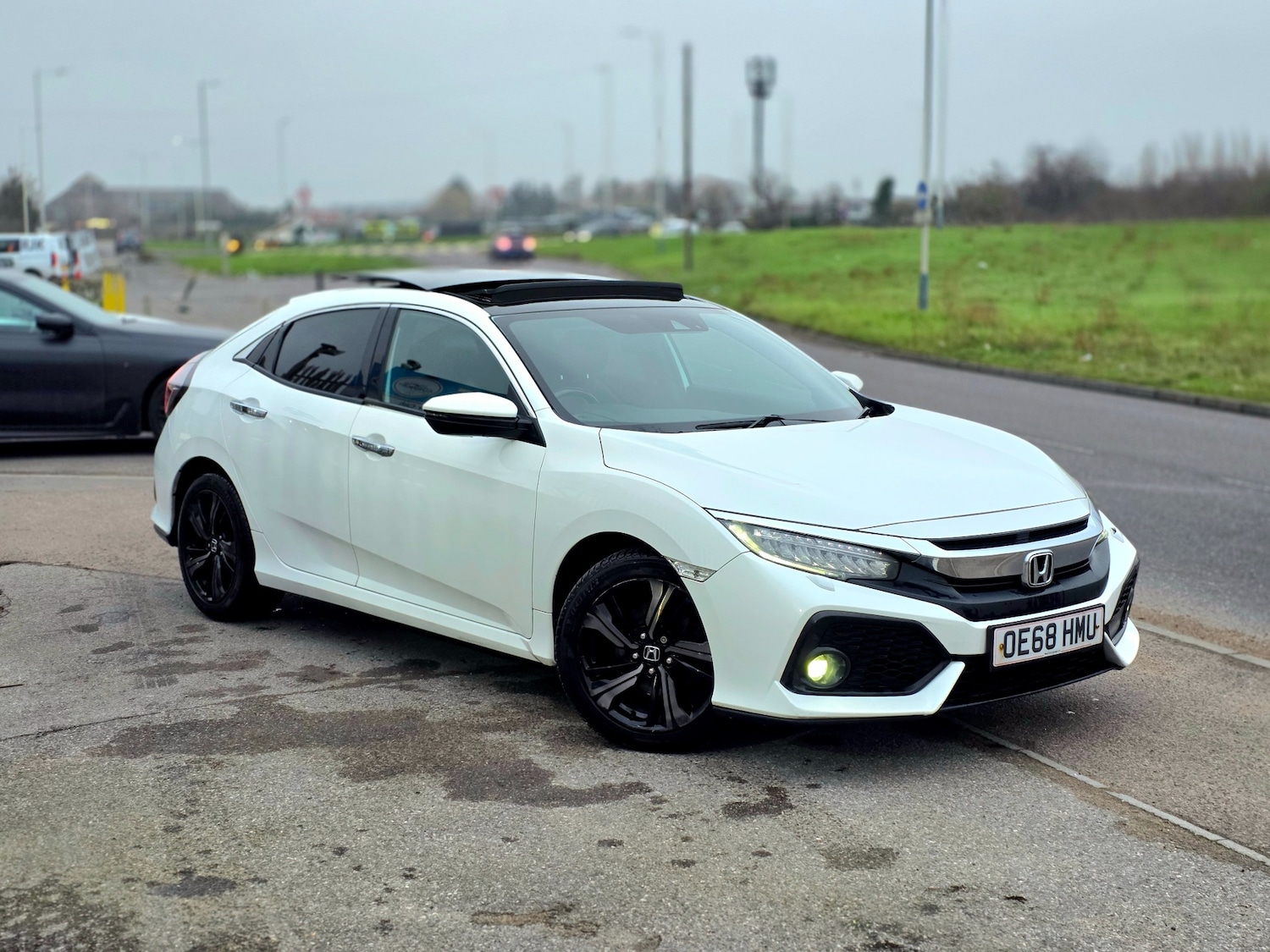 Used Honda Civic 2018 for sale - 77400104: Photo 5
