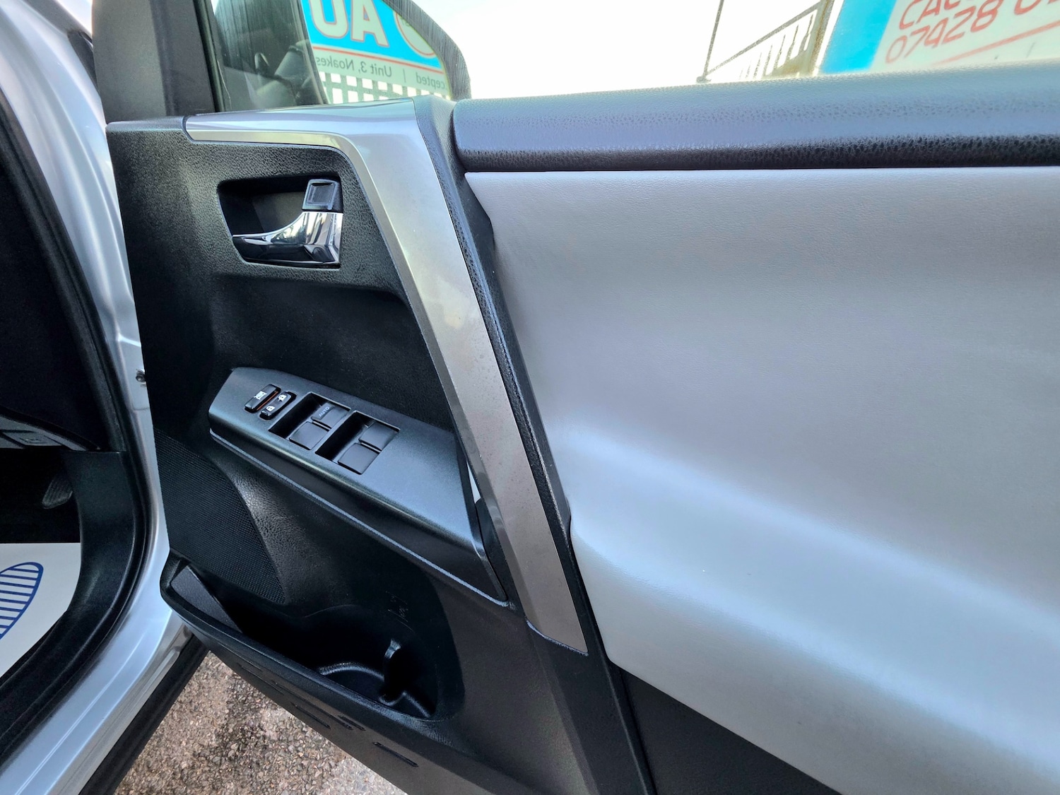 Used Toyota RAV4 2016 for sale - 77014978: Photo 17