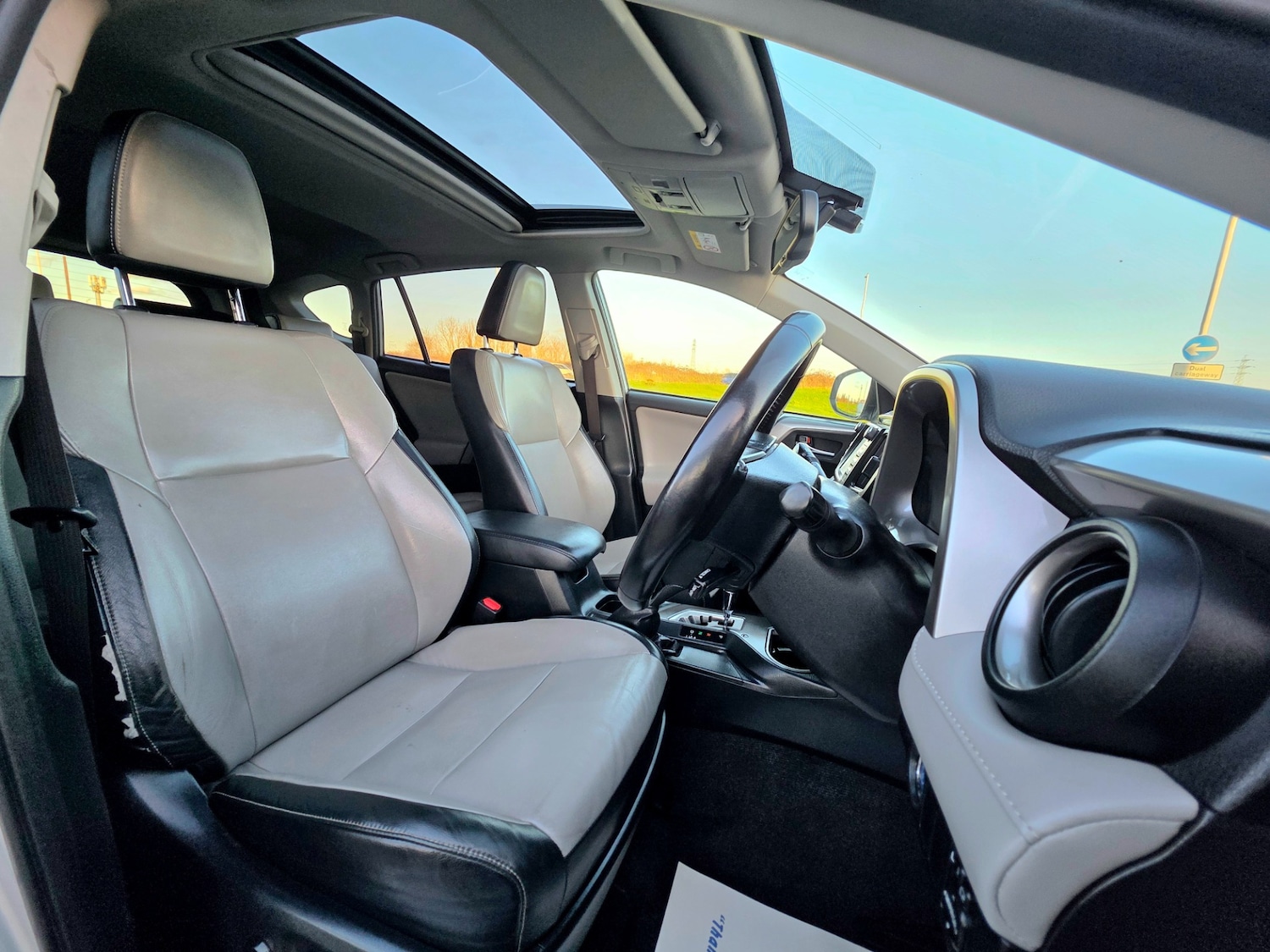 Used Toyota RAV4 2016 for sale - 77014978: Photo 20