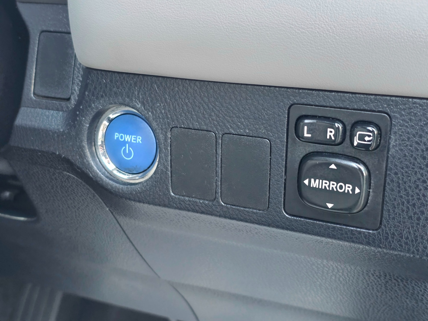 Used Toyota RAV4 2016 for sale - 77014978: Photo 22