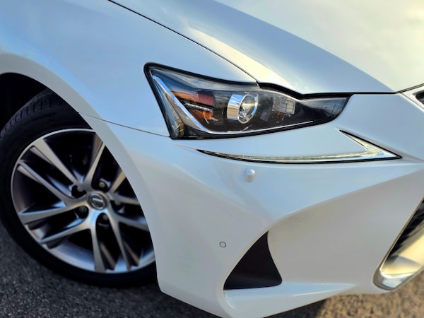 Used Lexus IS 2018 for sale - 75721728: Photo 10