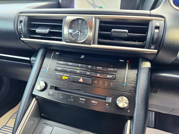 Used Lexus IS 2018 for sale - 75721728: Photo 28