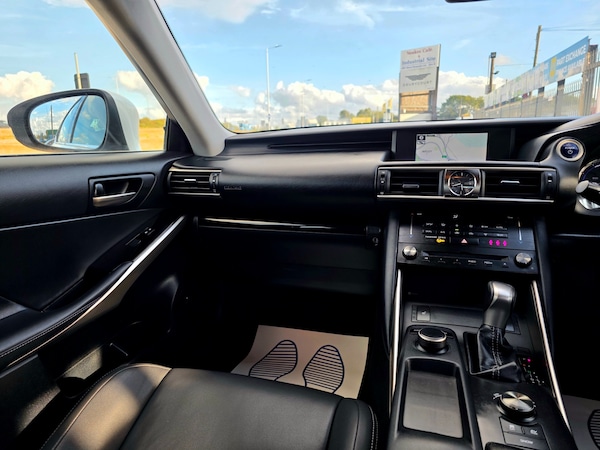 Used Lexus IS 2018 for sale - 75721728: Photo 38