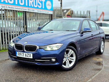 Used BMW 3 Series 2017 for sale - 77228534: Photo