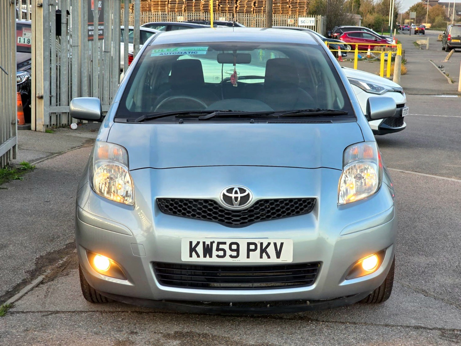 Used Toyota Yaris 2010 for sale - 76584012: Photo 4