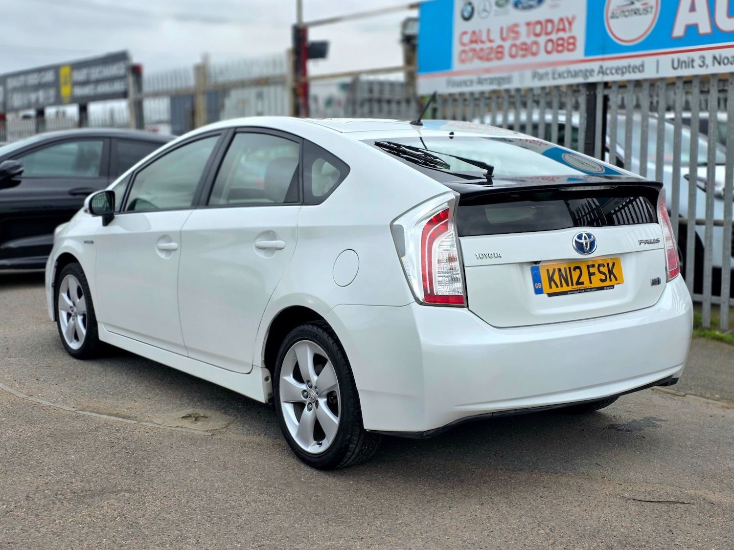 Used Toyota Prius 2012 for sale - 77686094: Photo 13