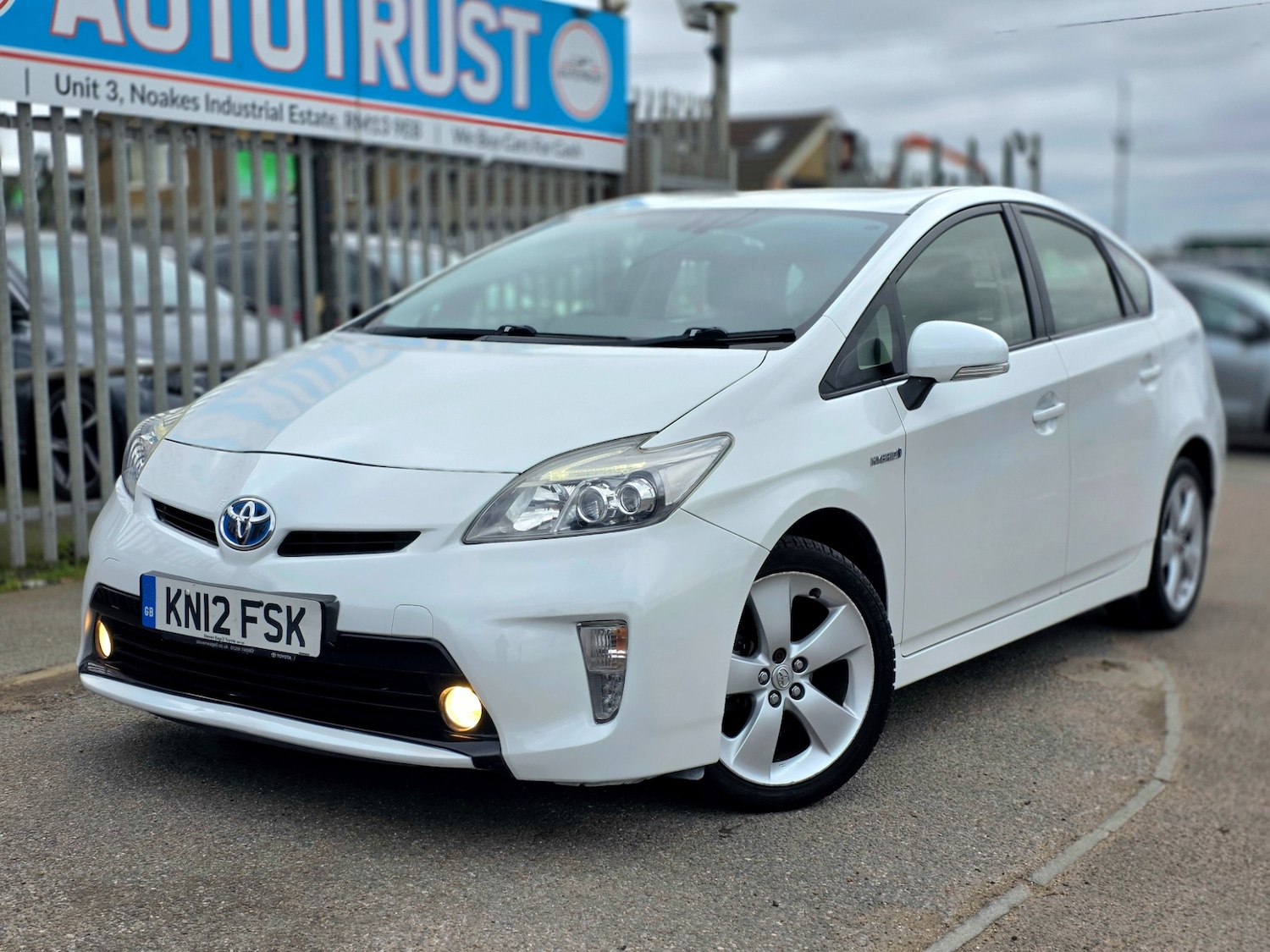 Used Toyota Prius 2012 for sale - 77686094: Photo 4