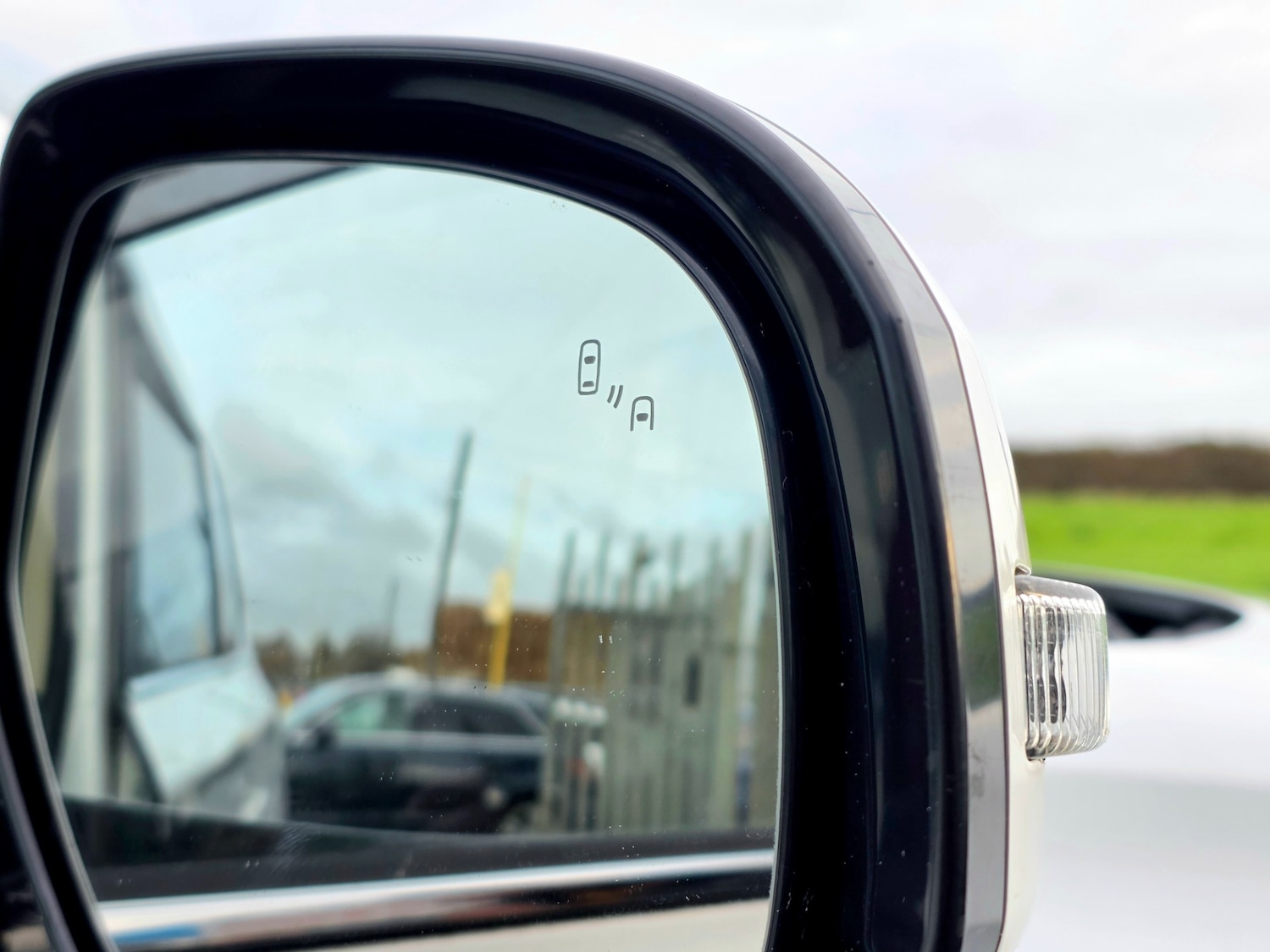 Used Mitsubishi Outlander 2018 for sale - 76877991: Photo 28