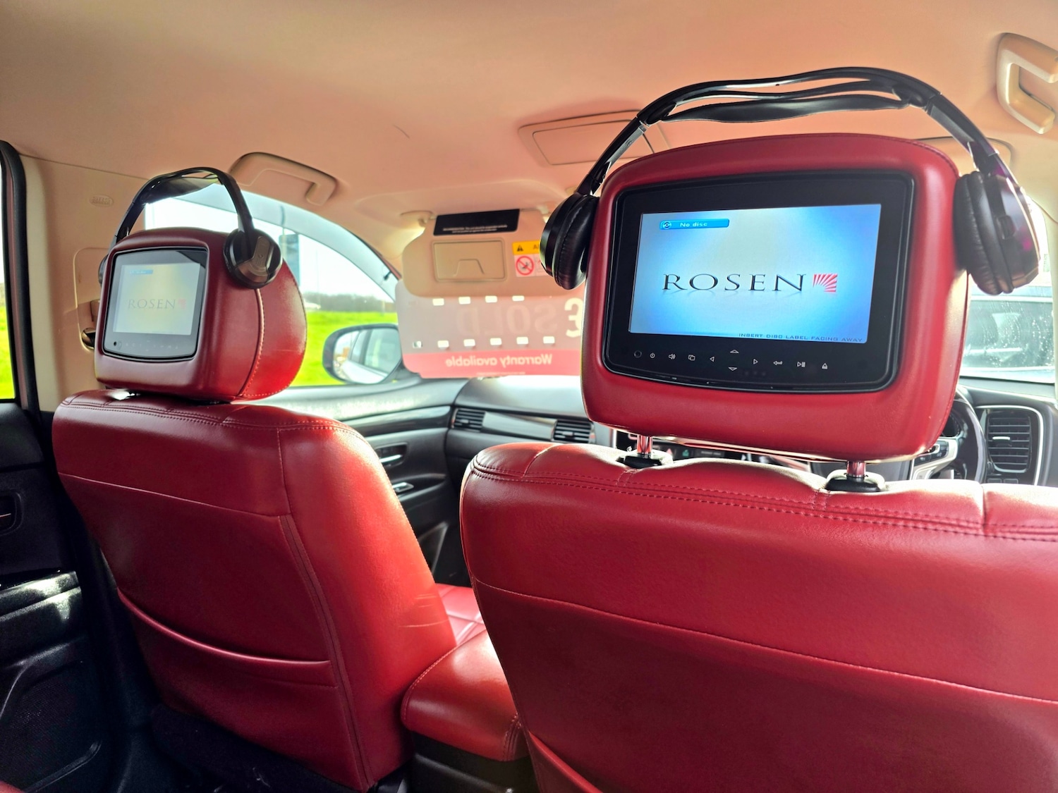 Used Mitsubishi Outlander 2018 for sale - 76877991: Photo 3