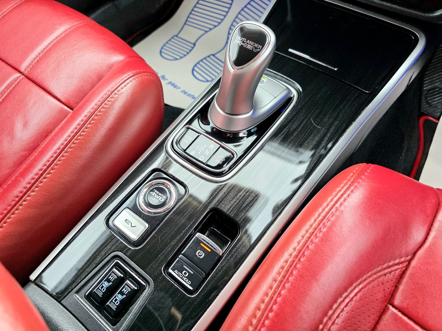 Used Mitsubishi Outlander 2018 for sale - 76877991: Photo 42