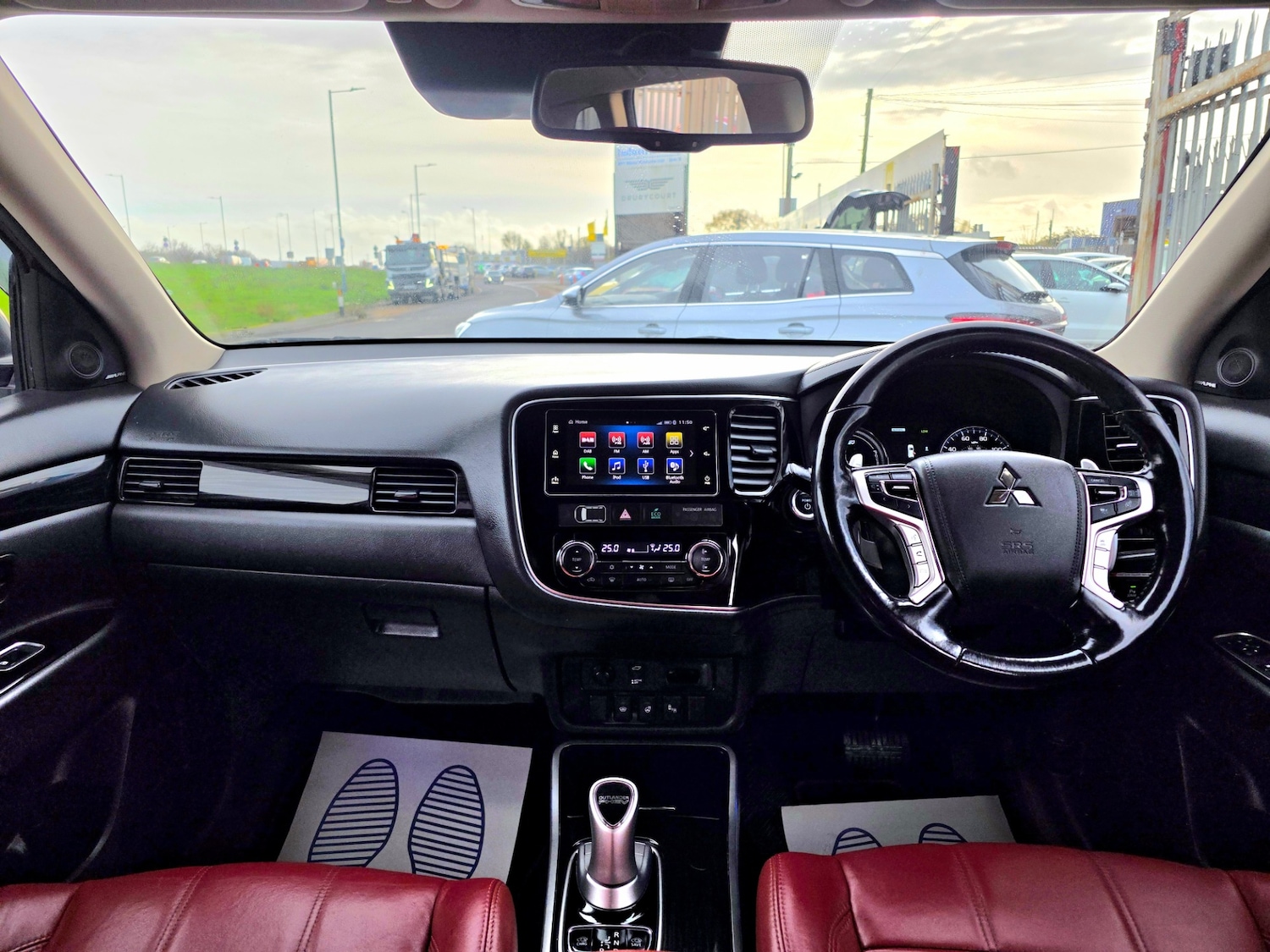 Used Mitsubishi Outlander 2018 for sale - 76877991: Photo 53