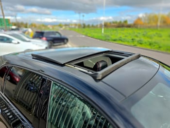 Used Mercedes-Benz B Class 2016 for sale - 76281835: Photo