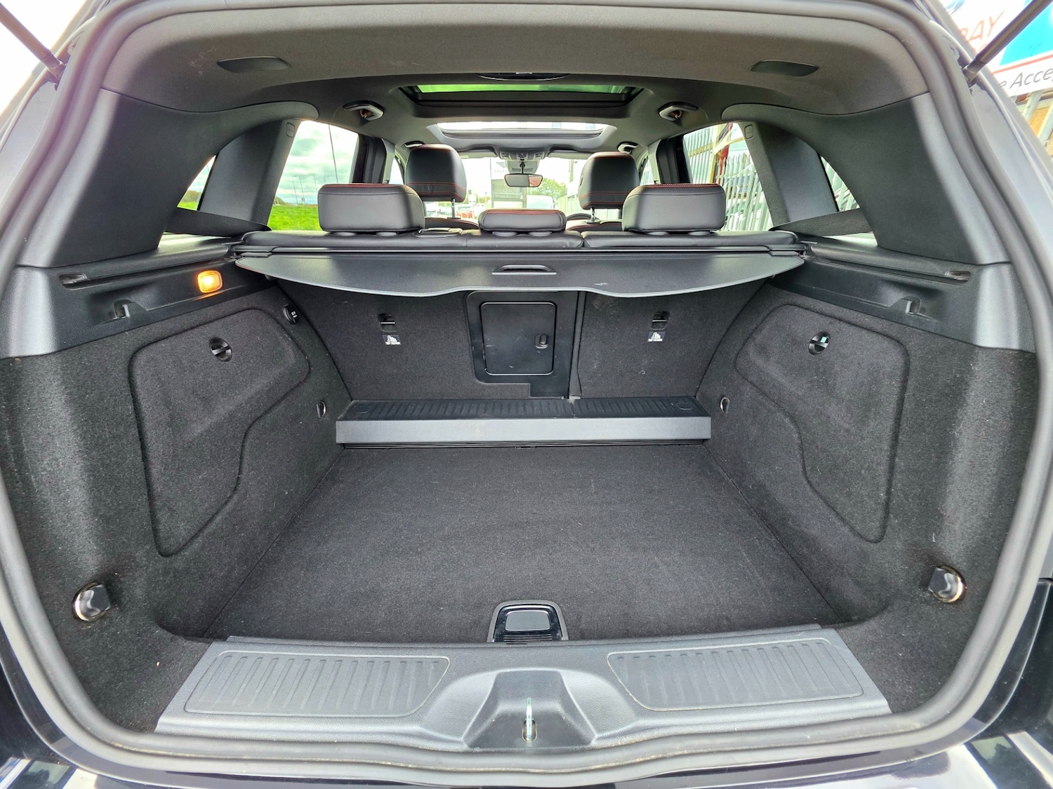 Used Mercedes-Benz B Class 2016 for sale - 76281835: Photo 47