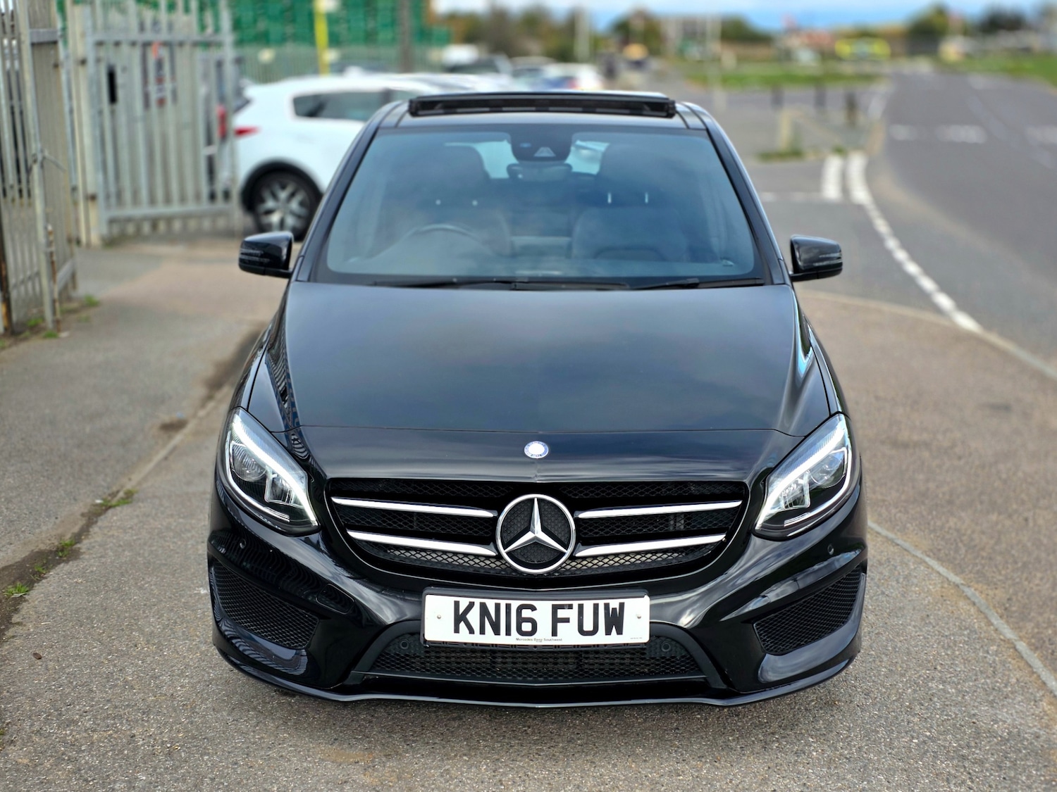 Used Mercedes-Benz B Class 2016 for sale - 76281835: Photo 6