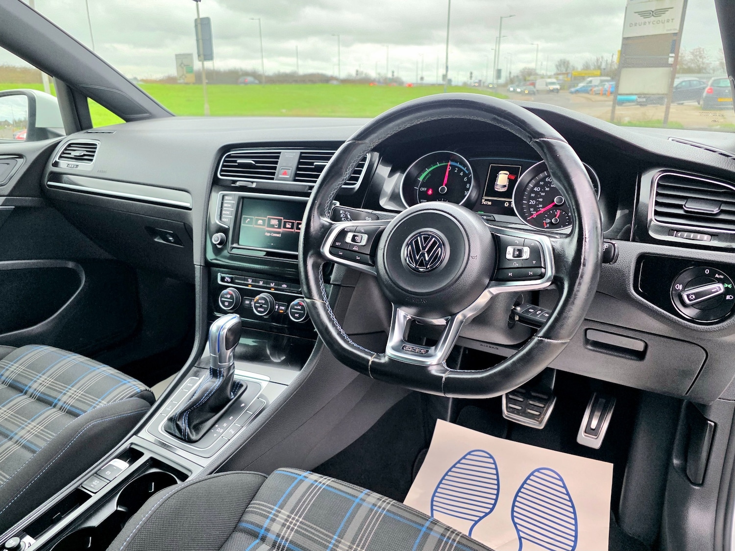 Used Volkswagen Golf 2016 for sale - 77644083: Photo 22