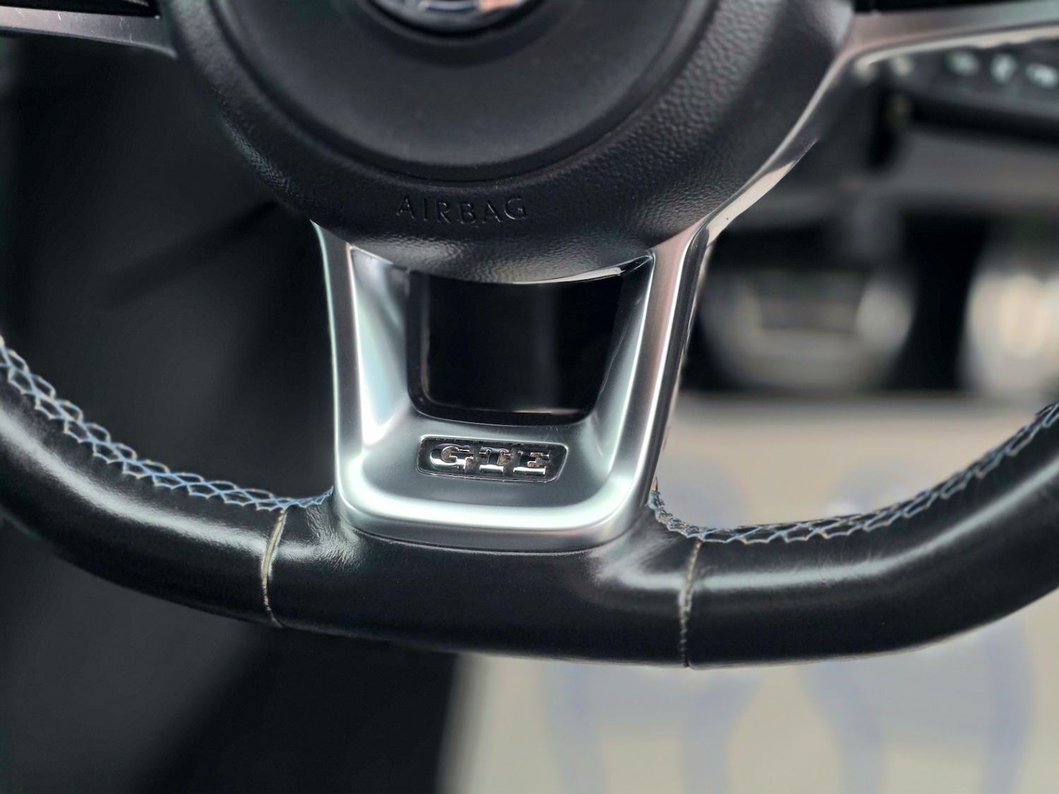 Used Volkswagen Golf 2016 for sale - 77644083: Photo 25