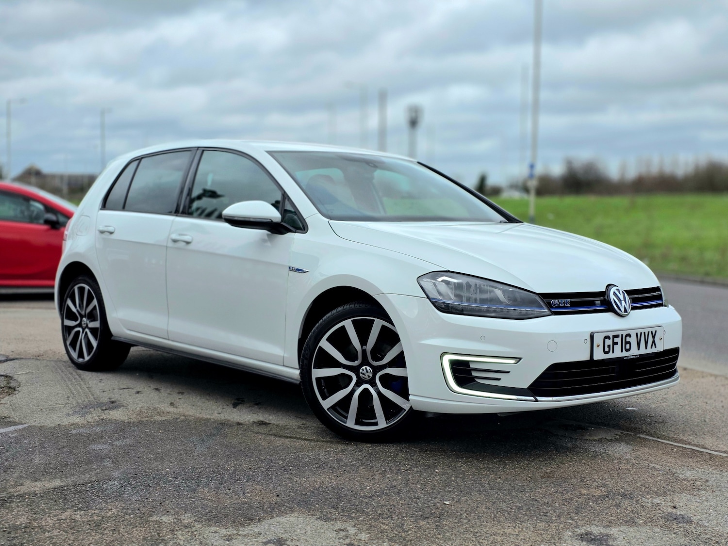 Used Volkswagen Golf 2016 for sale - 77644083: Photo 8