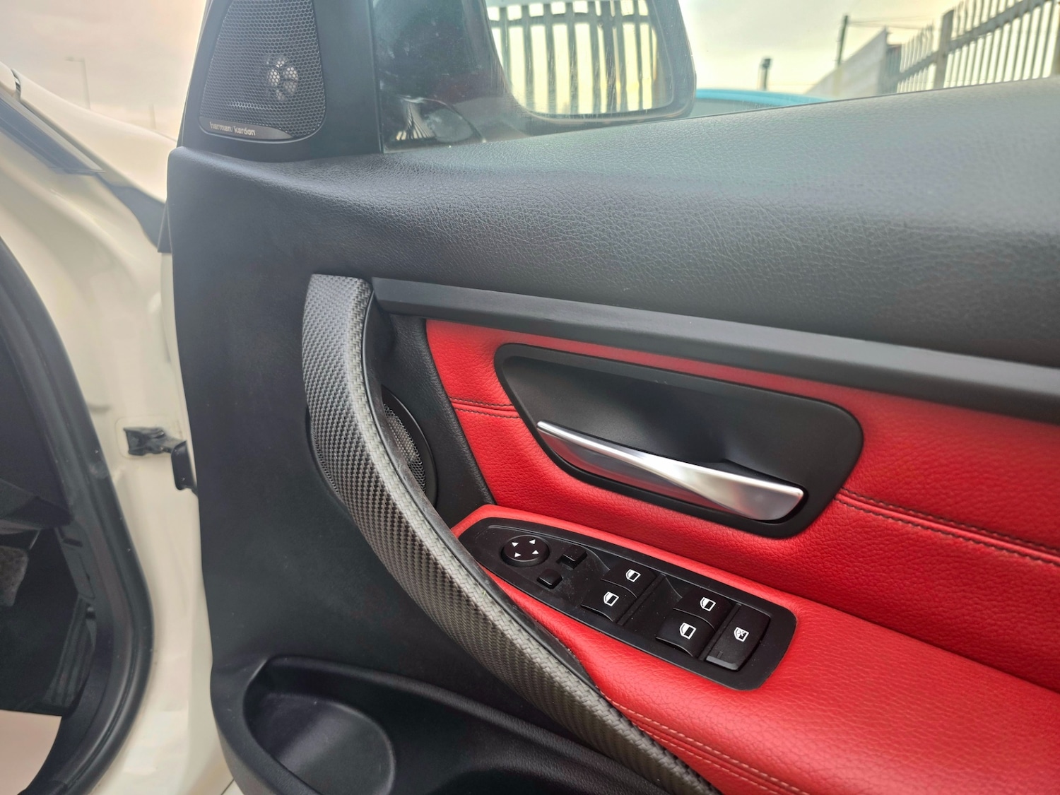 Used BMW 3 Series 2015 for sale - 77840977: Photo 22