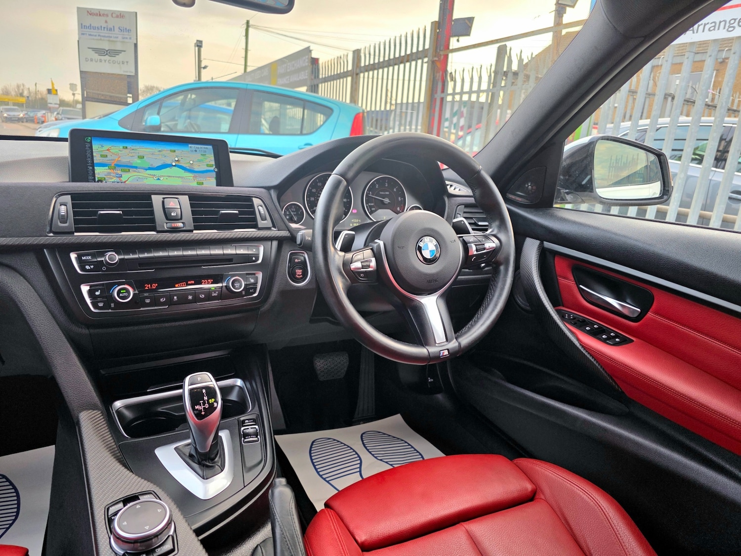 Used BMW 3 Series 2015 for sale - 77840977: Photo 44