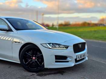 Used Jaguar XE 2015 for sale - 74185881: Photo