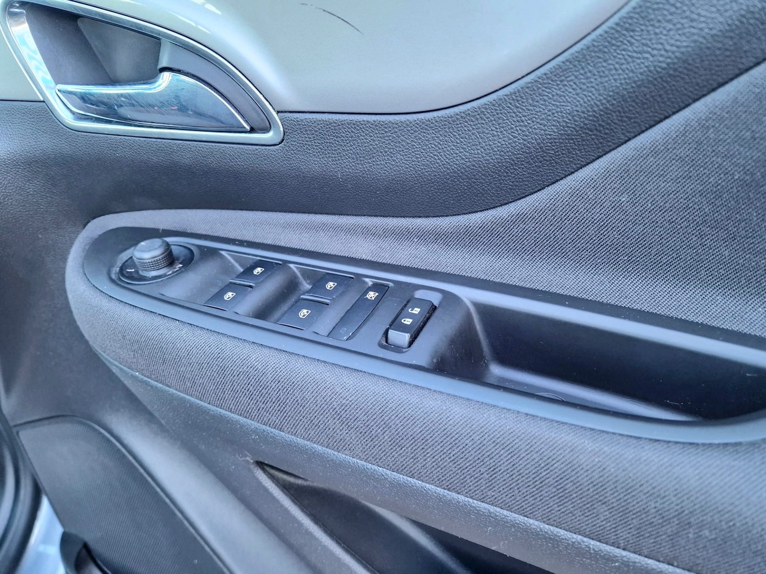 Used Vauxhall Mokka 2015 for sale - 76388018: Photo 10