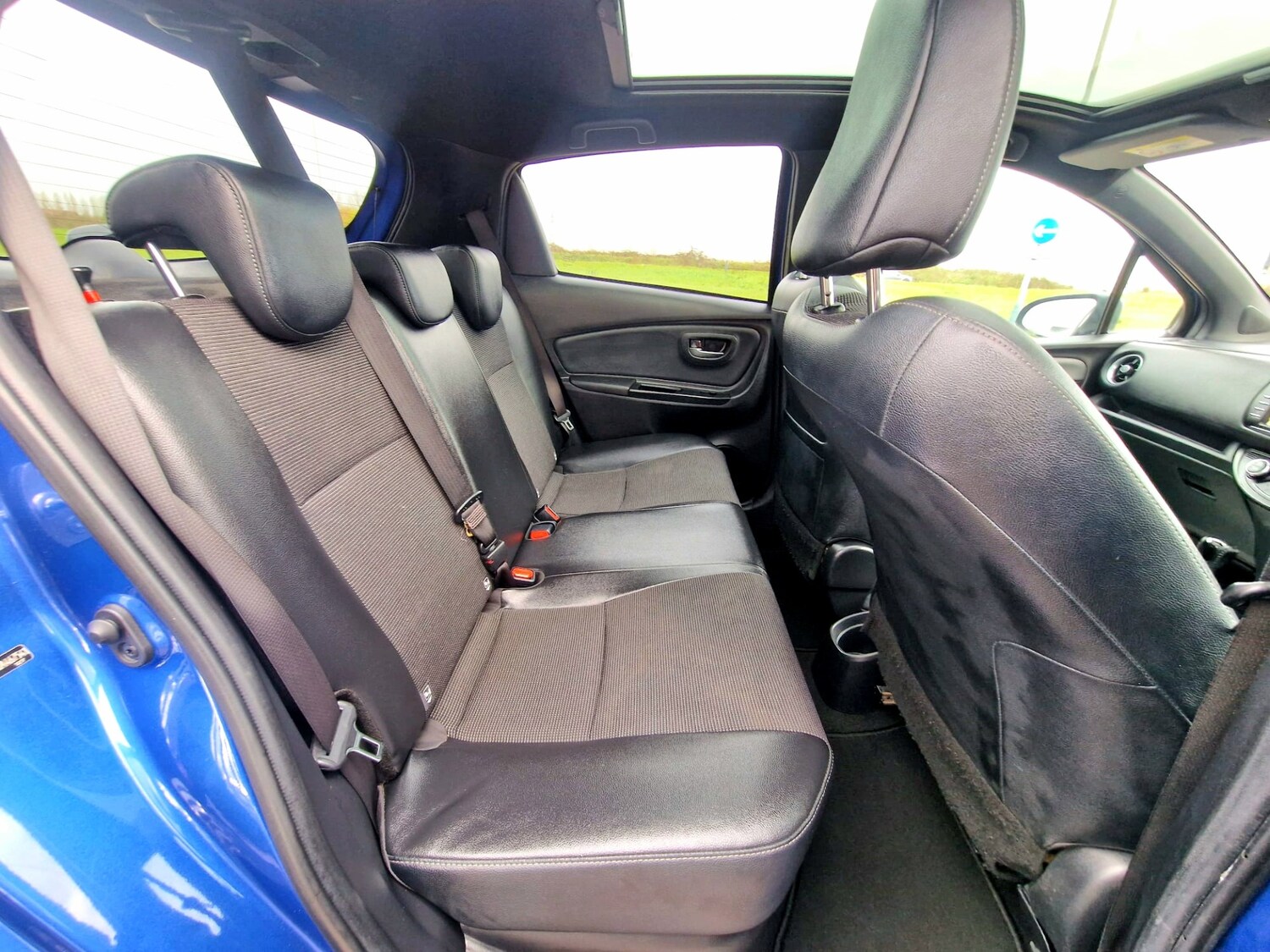 Used Toyota Yaris 2018 for sale - 78173271: Photo 33