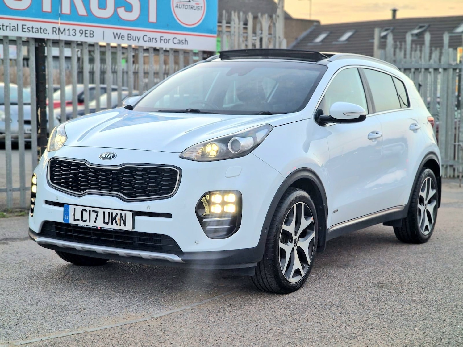 Used Kia Sportage 2017 for sale - 76314105: Photo 3